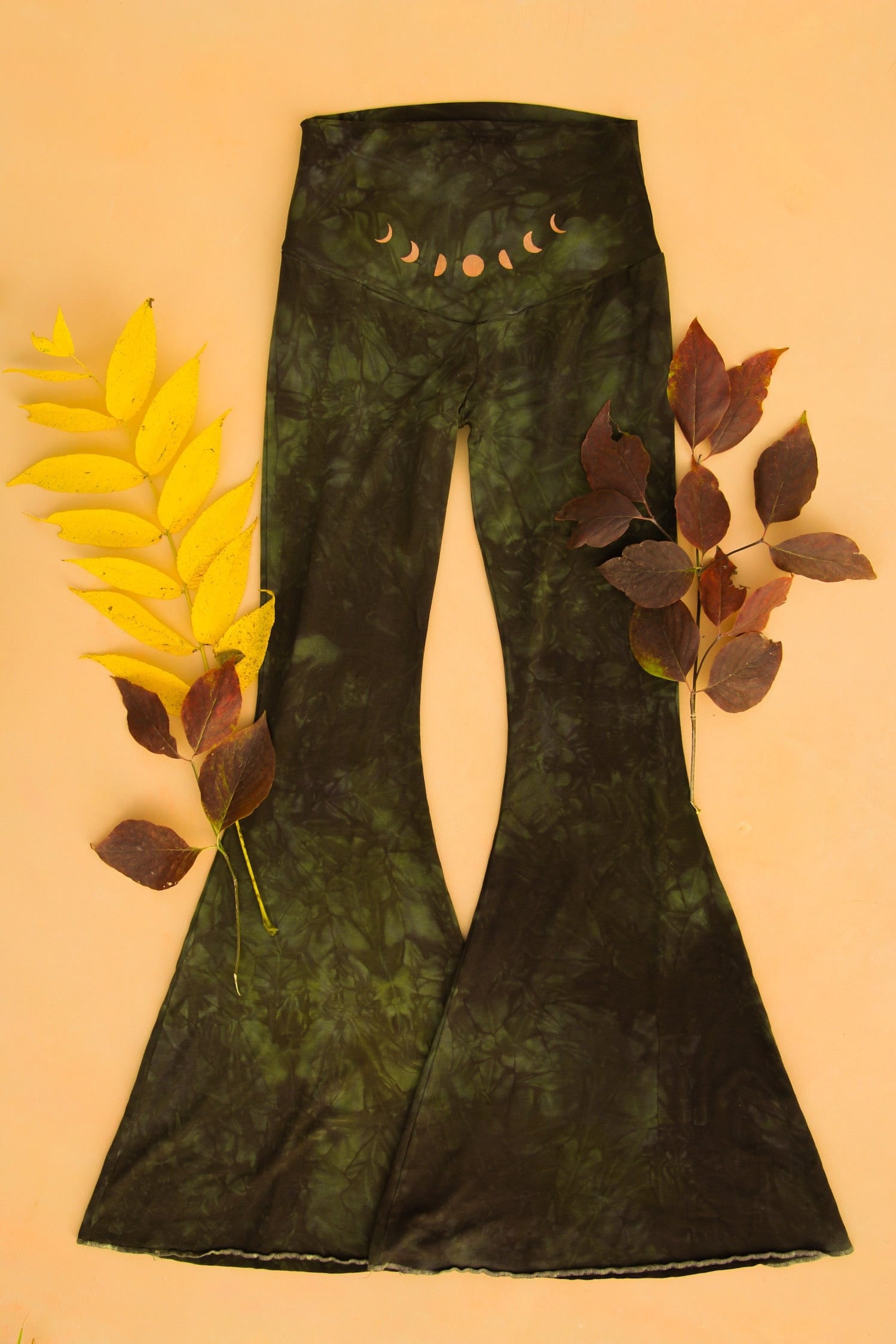 Women's sustainable yoga wear. Eco friendly and fair trade.
