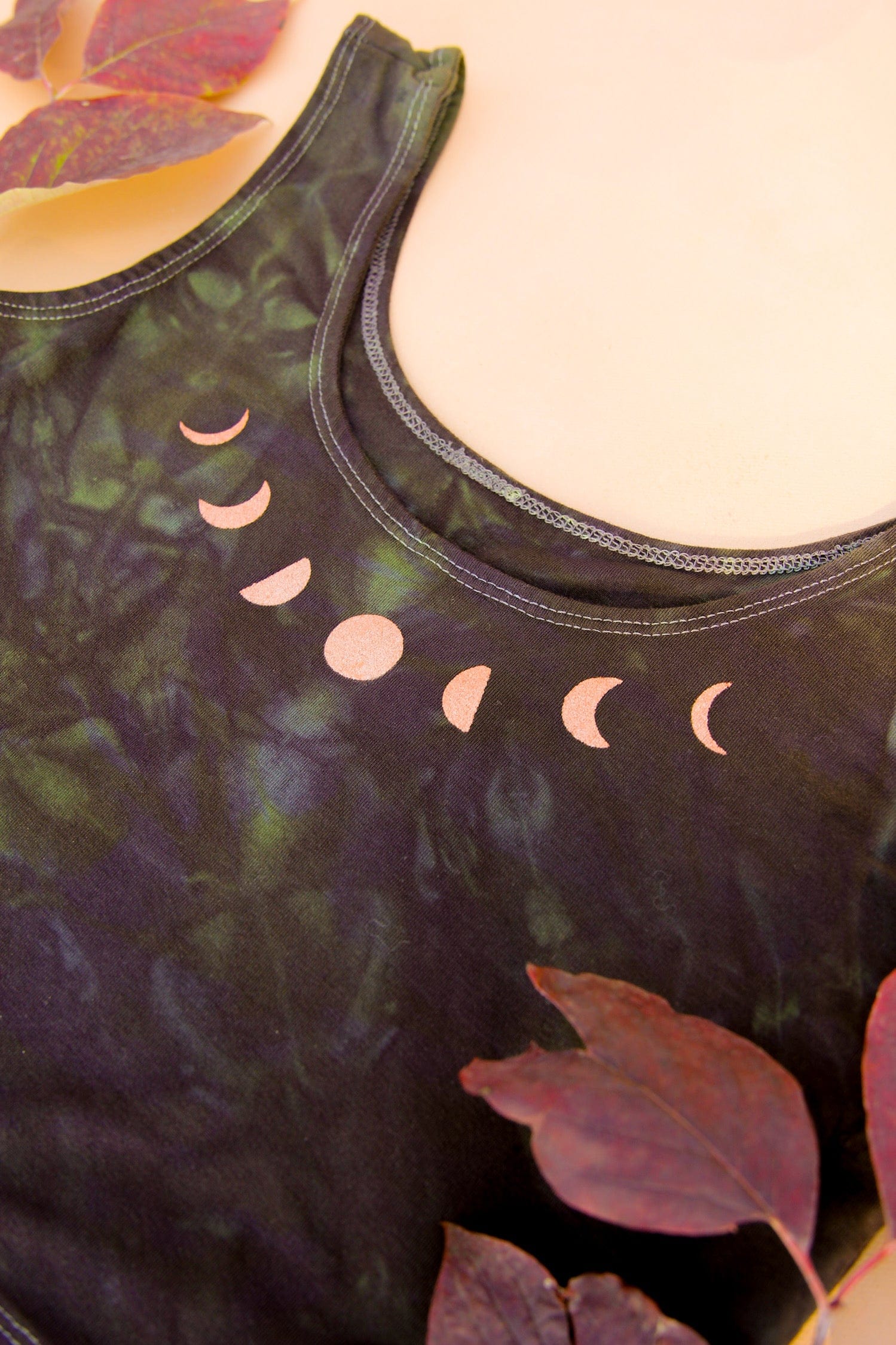 Women's sustainable yoga wear. Eco friendly and fair trade.