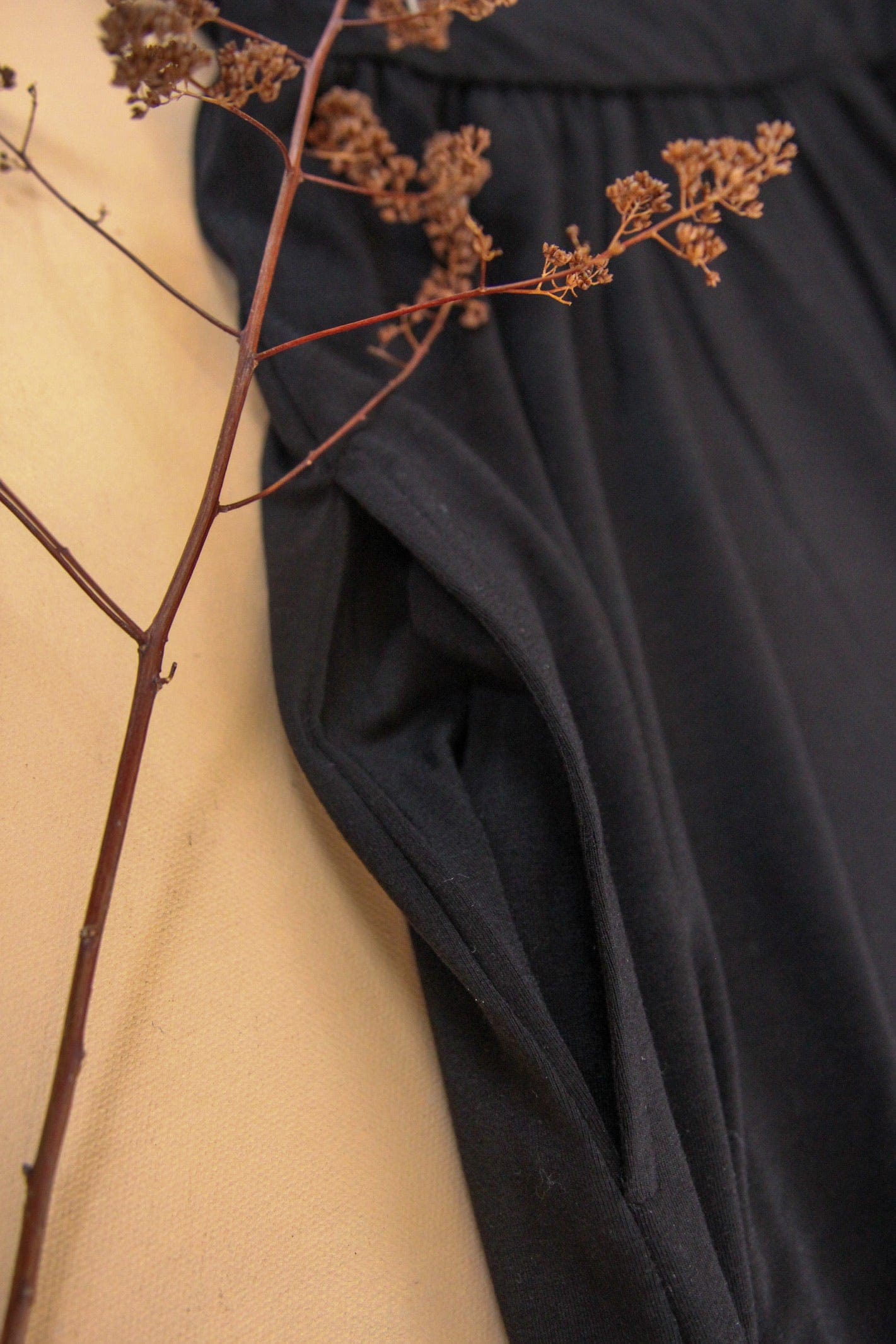 Women's sustainable yoga wear. Eco friendly and fair trade.