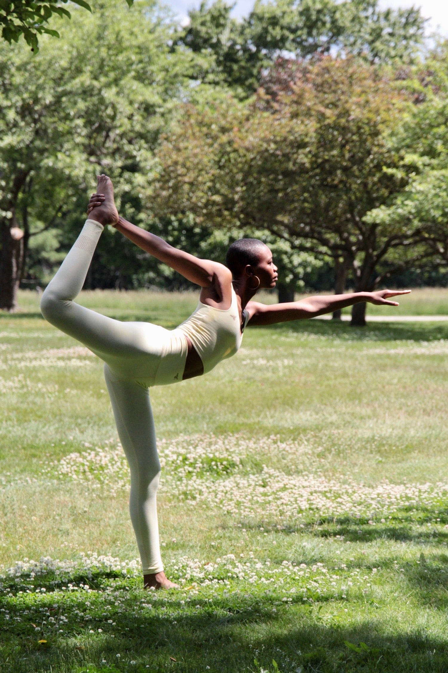 Women's sustainable yoga wear. Eco friendly and fair trade.