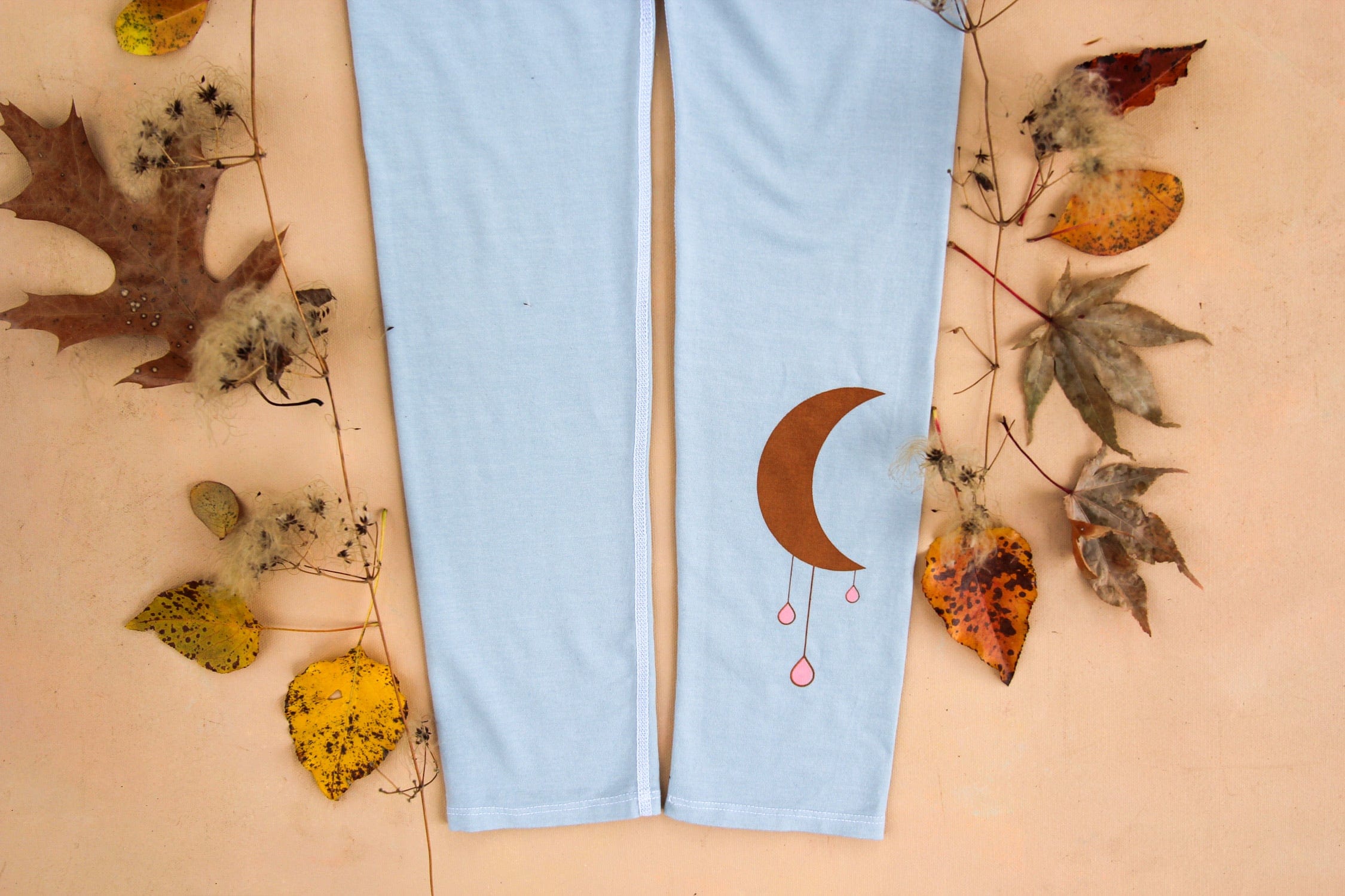 Women's sustainable yoga wear. Eco friendly and fair trade.