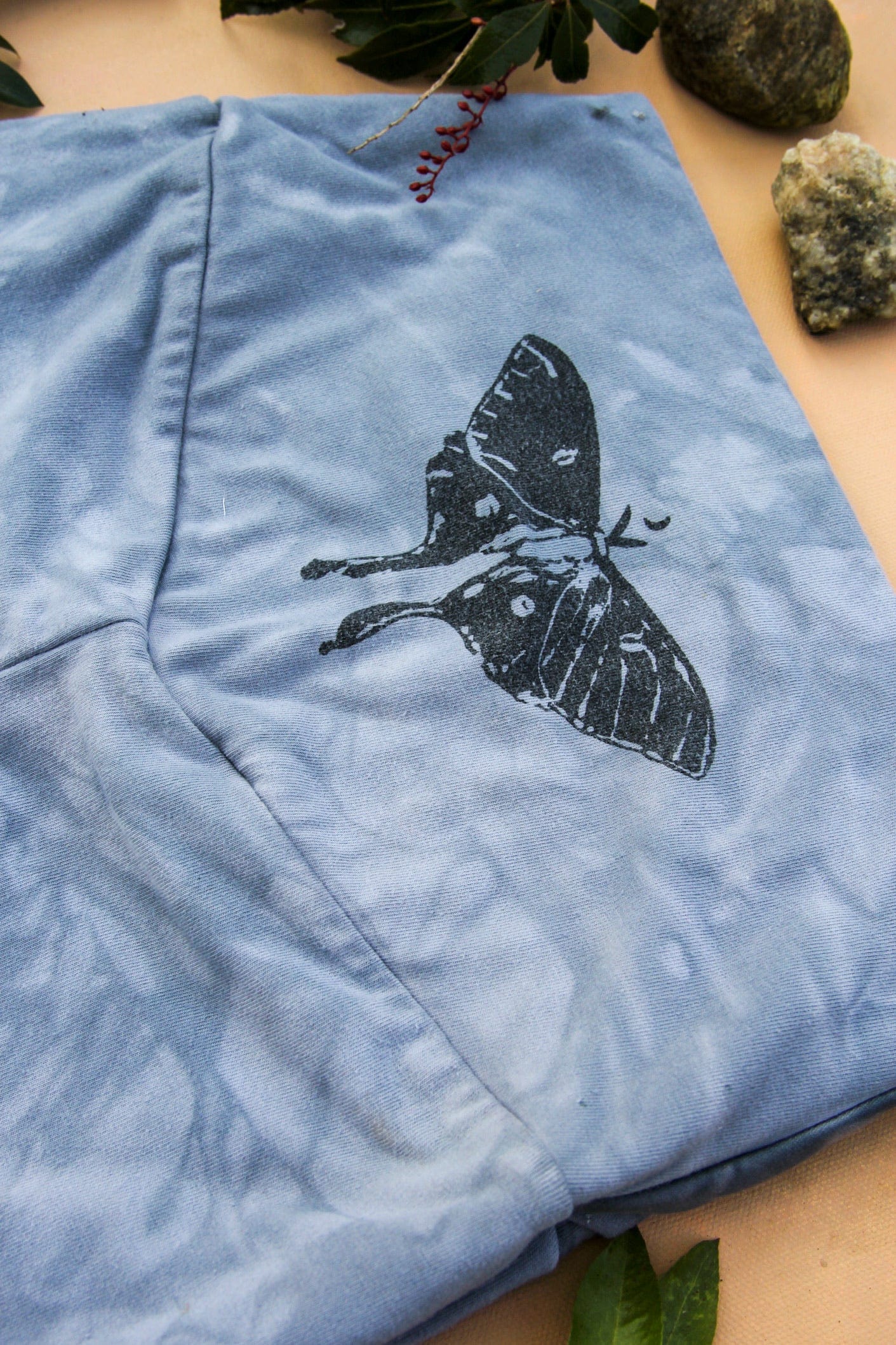 Women's sustainable yoga wear. Eco friendly and fair trade.