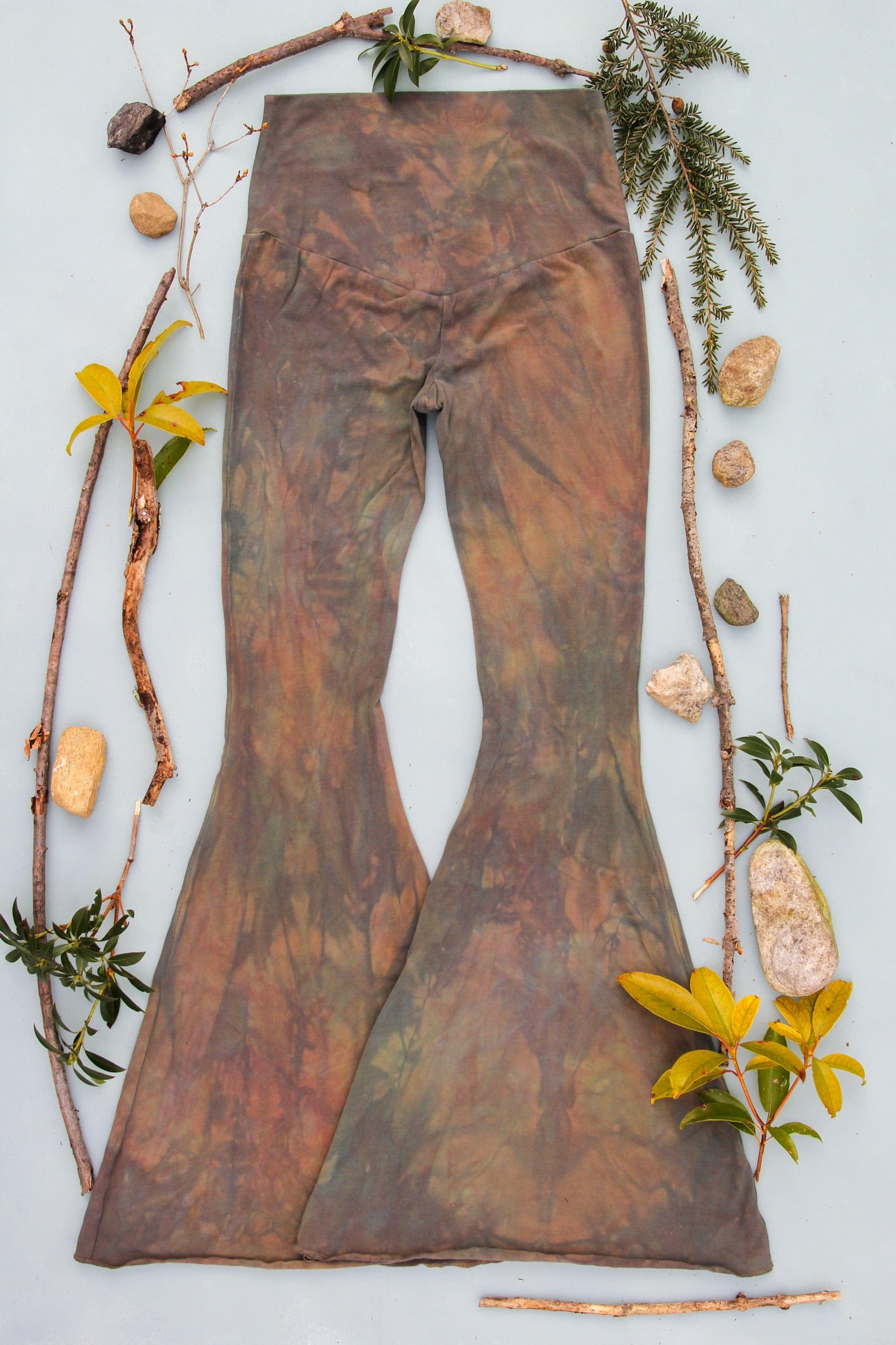 Women's sustainable yoga wear. Eco friendly and fair trade.