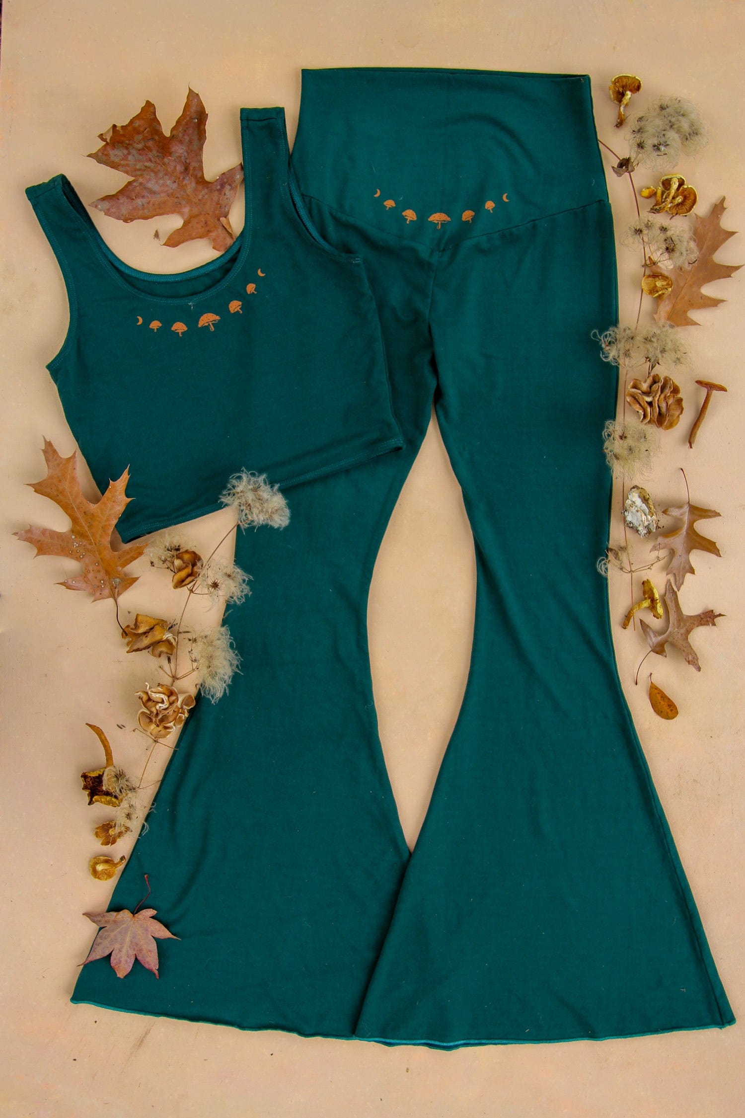 Women's sustainable yoga wear. Eco friendly and fair trade.